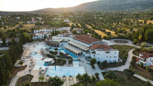 Zeus Eretria Resort - 4 étoiles