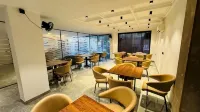 Hotel Reebah Grande - 2-Star