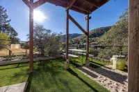 Charming 2 bed studio with BREATH taking views - 2つ星