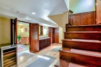 BEAUTIFUL 4 bedroom craftsman in the heart of Queen Anne! - บังกะโล