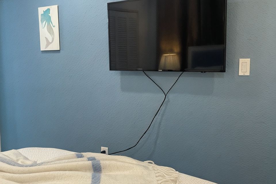 Photo 4 of 6