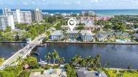 Boca Waterfront • Watch the Boats • Pool & Gym