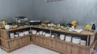 Dadiani Inn - breakfast