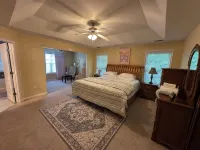 Enjoyable 4-bedroom house  in Dallas. Great place for the family & friends