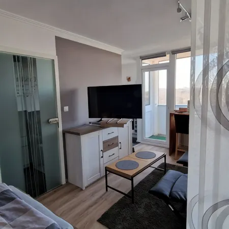 Schöne Ferienwohnung mit Bergblick