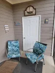 2 BR/ 2BA Condo1 King /2 Full beds Sleeps 6 close to OWA & Foley Tourism Complex
