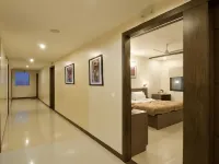 Hotel Crystal Retreat