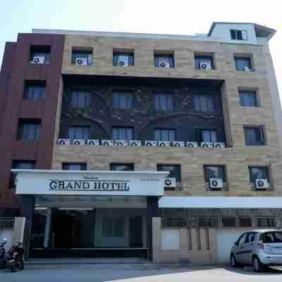 Lumbinis Grand Hotel Hotel Exterior