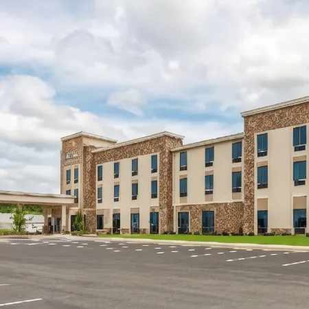 Comfort Inn & Suites East Ellijay