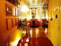 Hostal la Fontana - บริการรถรับส่ง
