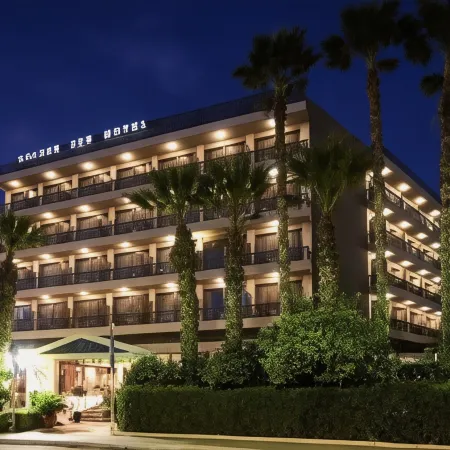 Golden Sun Hotel