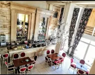 Phaidon Hotel & Spa - bar