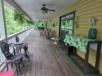 Private Scenic Ozark Mountain Retreat Near Beautiful Current River; Sleeps 1-10! - Wi-Fi