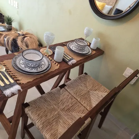 The Bird’s Nest Studio: Steps from the Beach