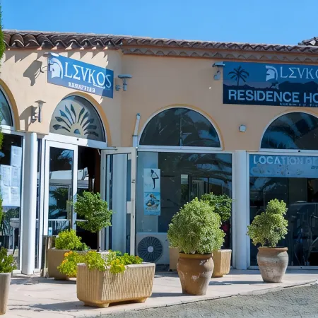 Hôtel le Leukos