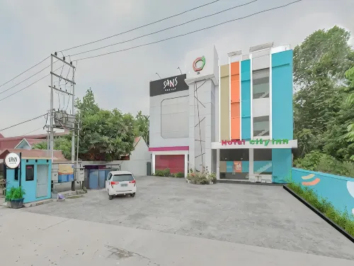 Sans Hotel City Inn Palangkaraya - ที่มีที่จอดรถ