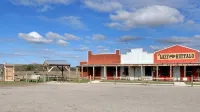 5 Cabins at The Lazy Buffalo, Wichita Mountains Cache Lawton Fort Sill sleeps 16