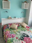 House facing the sea, feet in the water. - 3-Star