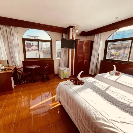 Centre Point Patong Отели рядом с достопримечательностью «Кабаре Paradise Complex Patong»