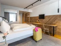 Ibis Styles Graz Messe - balcony