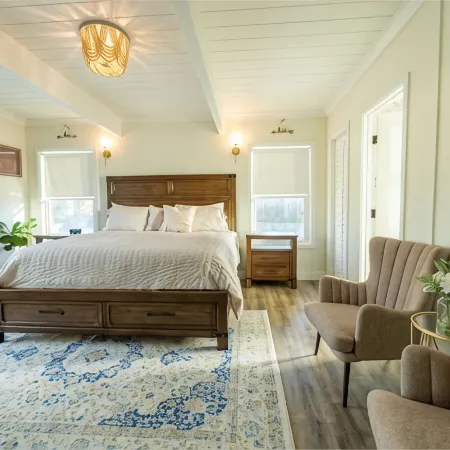 Renovated 5B4B Luxury home @Fremont with King Suite
