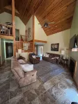 Centerport GetAway, Family size cabin. Near restaurants, golf and AU football - Chalets