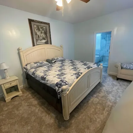 The Marshpad, surrounded by nature, mins to beach in gated community