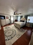 Cozy & Quiet Centralized Studio - Condos