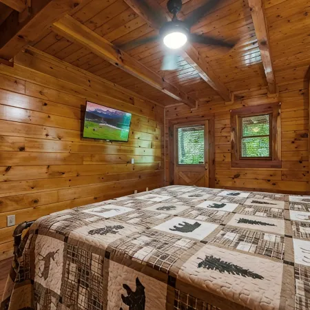 Central Location with Wooded Views and Hot tub