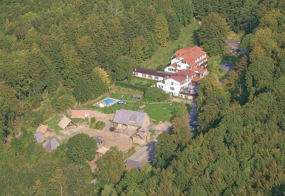 Kelten-Hotel - Housity