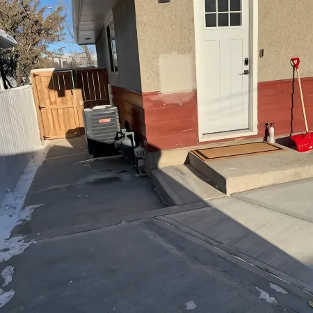 UC WalkingDistance 3BR/2.5BA Up+3BR/2BA Legal Down