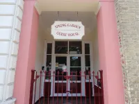 Spring Garden Guest House - Park Yeri