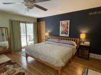Secluded Mid-Century 10 minutes from Devils Lake State Park, Baraboo & skiing - 4성급