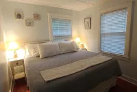 Easton's Beach House: Steps to the Beach. Last Week of Aug. Available! - พร้อมระเบียง