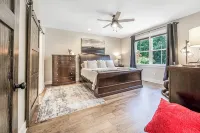 Family Friendly w/4 Kings Near Uga & Downtown Athens. Parking for Uga Football - 4-نجوم