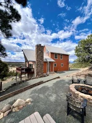Spectacular panoramic mtn views from this majestic 3 acre luxury chalet retreat - Chalets