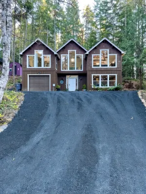 Lake Cushman Escape: Kayaks & Arcade, Pet Friendly Stay with a EV Charger! - 4-Sterne