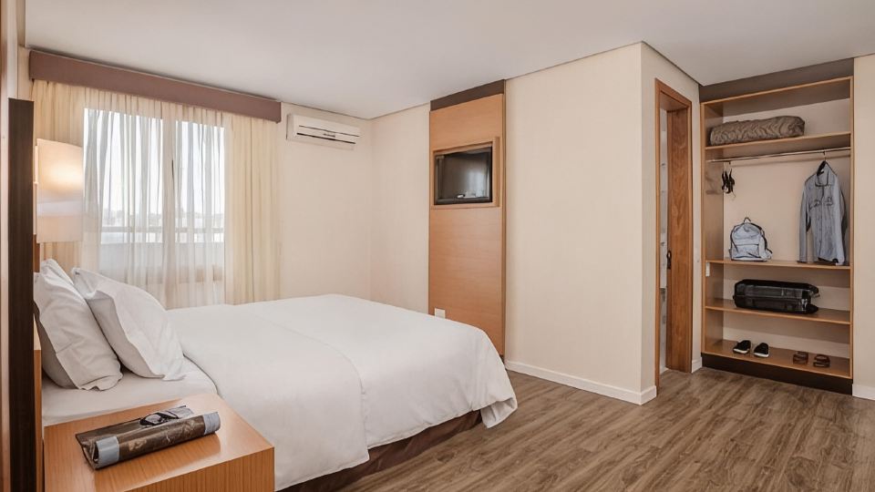 Piazza Navona Porto Alegre by Intercity