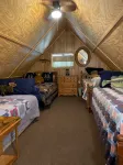 Bell's Greer Hideaway - Homestays