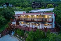 Gurye Dandelion Travel Pension - parking