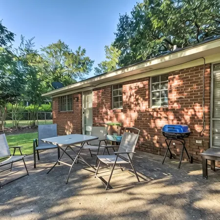 Peaceful Home, Colleges-Hospitals-Shops Close, Corporate Bookings Welcome