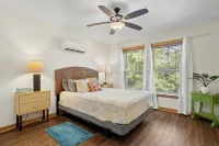 Pool, Boat Ramp, Games, Pass Christian Waterfront Sleeps 18 Guests 6 Bedrooms - Wifi