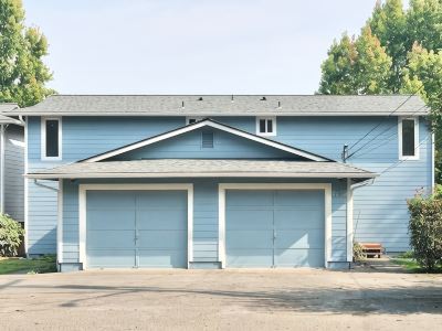 Entire Semi-Detached Kirkland Townhome