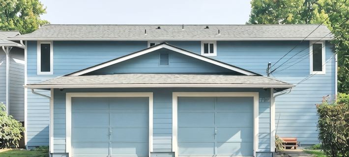 Entire Semi-Detached Kirkland Townhome Hotels in Kirkland