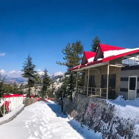 Kvr Clarks Inn, Kufri