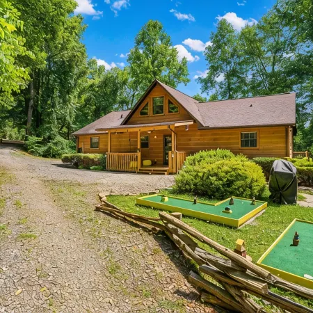 30%Off Mountain Cabin - 2 King Beds, Hot Tub, Game Room, Mini Golf, EV Charger