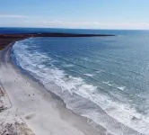 Perfect Newport Beach Getaway-Steps to Beach_Ocean Views_Very close to Downtown - balcony