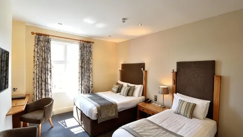 Queens Court Hotel in Эксетер