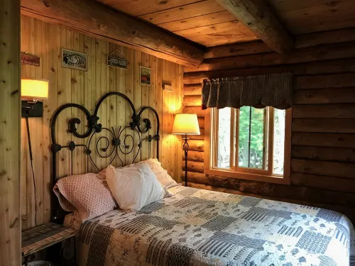 Log Cabin - Lake Pauline Waterfront - 2 Miles To Okemo Mountain/Jackson Gore - Chalets