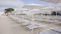 Hotel Riva Del Sole - parking